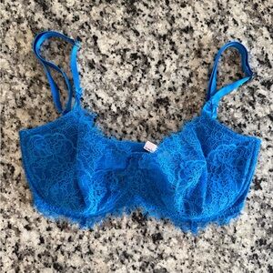 Victoria's Secret Vibrant Blue Lace Bra